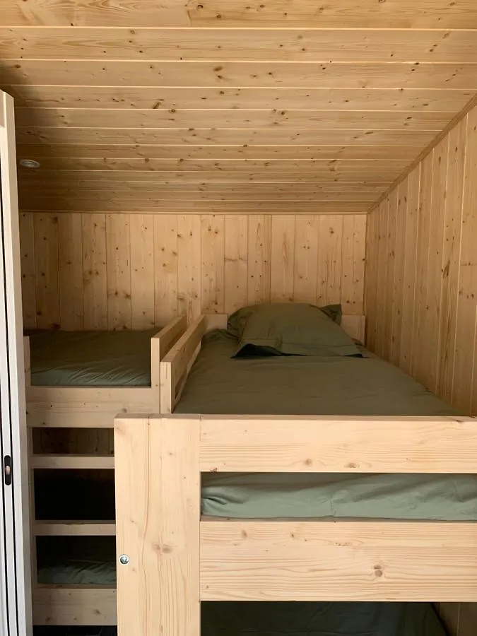 La Petite Auberge Insolite Saint-Affrique Hostel